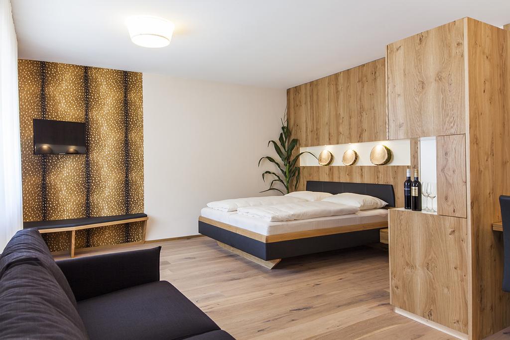 Weingut Gsellmann - Wohnen Bei Ilse Apartman Gálos Kültér fotó