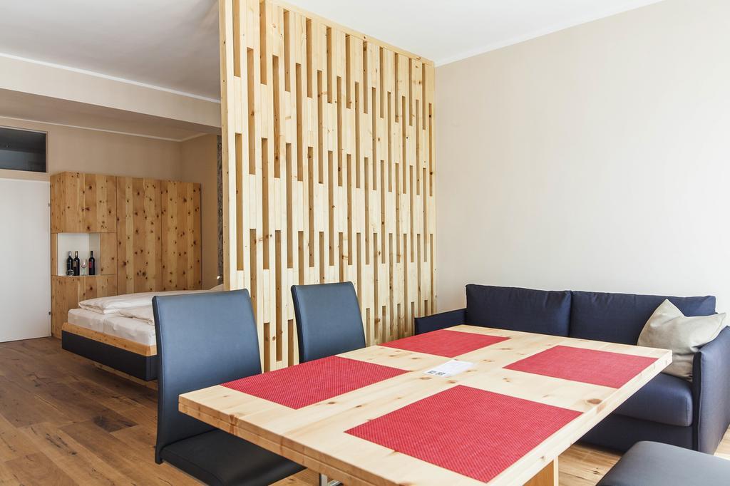 Weingut Gsellmann - Wohnen Bei Ilse Apartman Gálos Kültér fotó